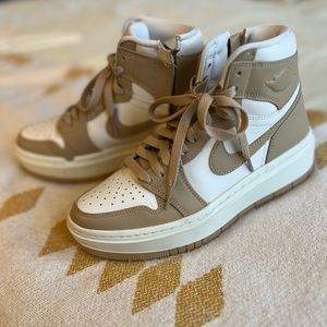 Women's Jordan 1 elevate high white desert